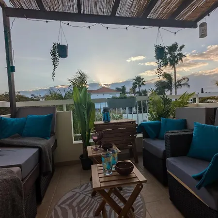 Andros 2 Bed, Free Wi-fi, Safe, Complex Pool Διαμέρισμα