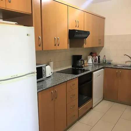 Apartment Andros 2 Bed, Free Wi-fi, Safe, Complex Pool *