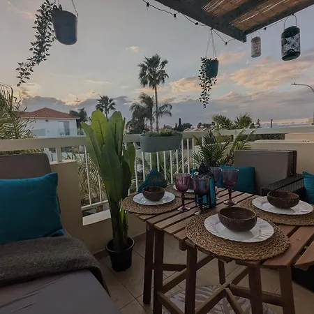 Apartment Andros 2 Bed, Free Wi-fi, Safe, Complex Pool *