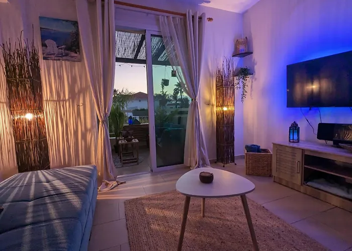 Andros 2 Bed, Free Wi-fi, Safe, Complex Pool